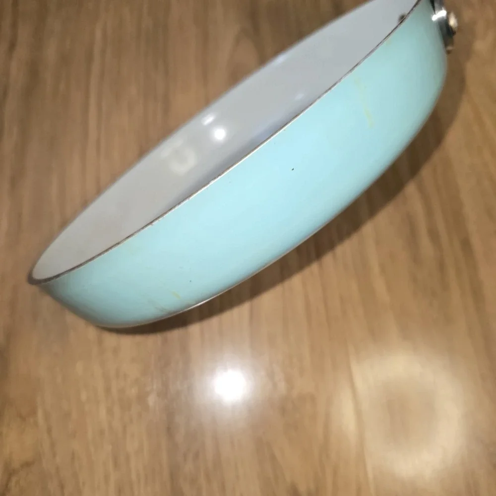 Pioneer Woman Teal and White 8 Inch Skillet with Silicone‎ Handle